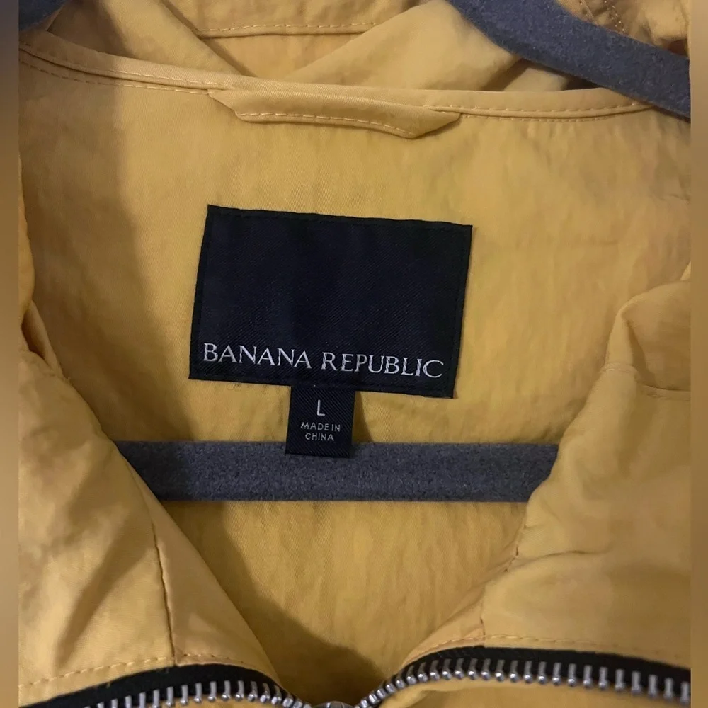 Banana Republic Hooded Fishing Wading Jacket Mens Large Yellow Utility Pockets